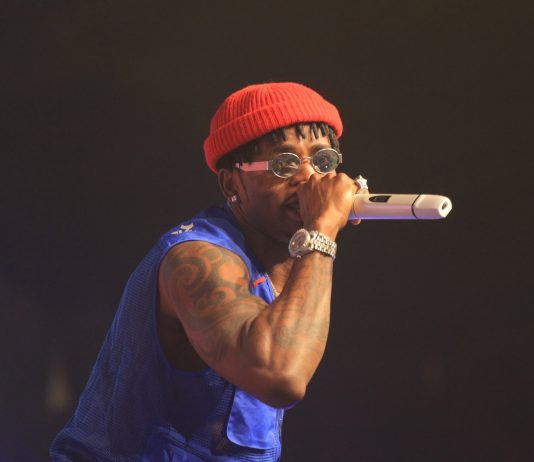 Diamond Platnumz Expresses Love for Zari During Interview Diamond Platnumz