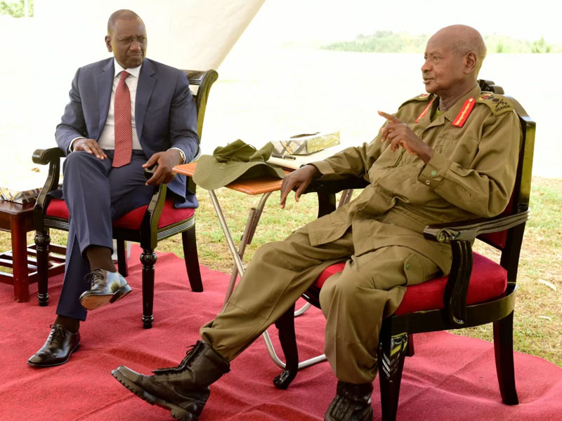 Museveni-with-Ruto
